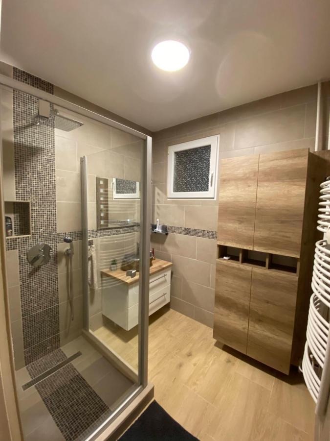 Centrum Apartman Kaposvár Exterior foto